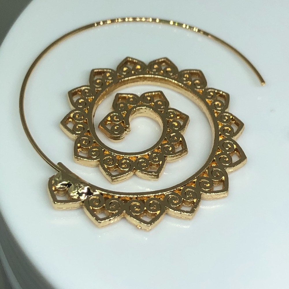 14k Yellow Gold Plated Funky Earrings - Picture 2 of 10